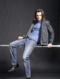 一站式視覺解決方案 從服裝攝影、產(chǎn)品攝影到畫冊設(shè)計與印刷，兼談專業(yè)二手設(shè)備轉(zhuǎn)讓